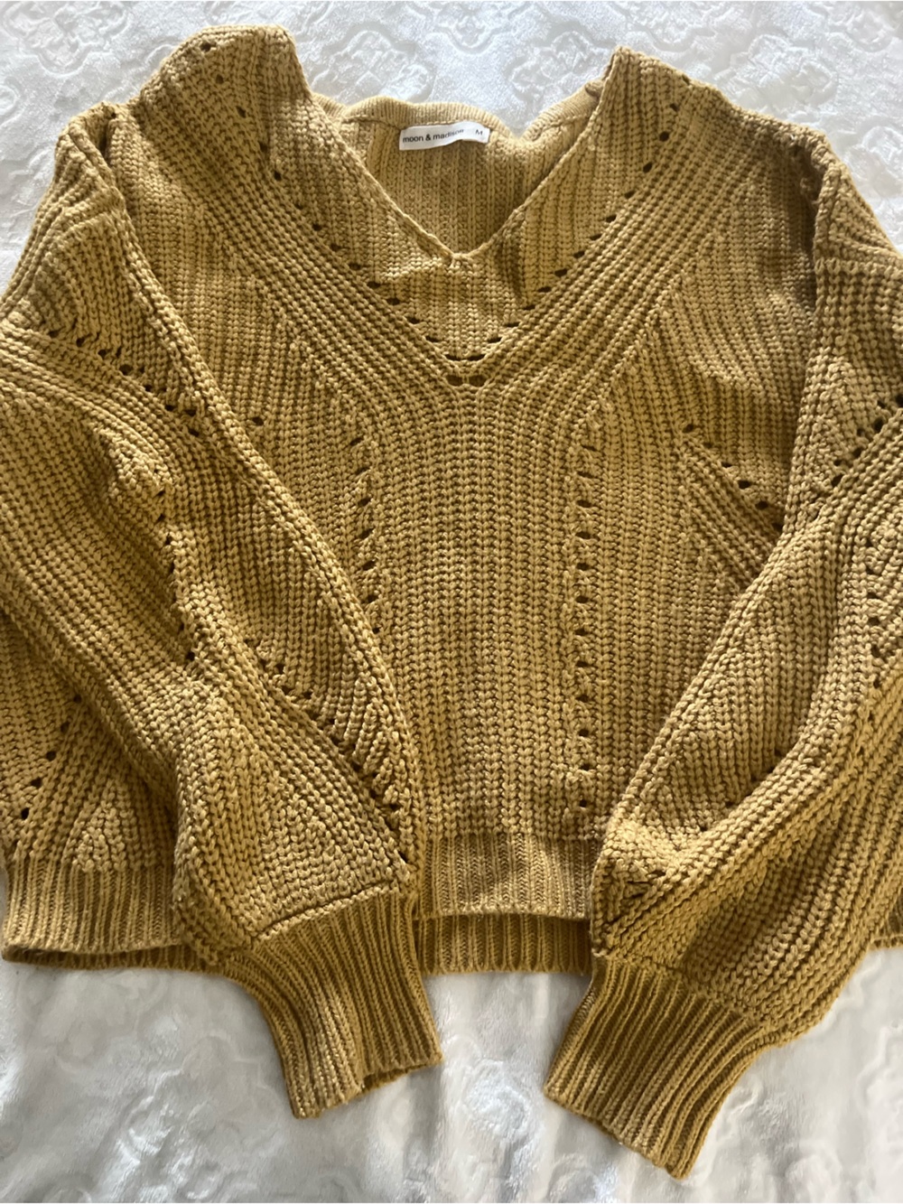 moon & madison Mustard Yellow V-Neck cropped Knit Sweater